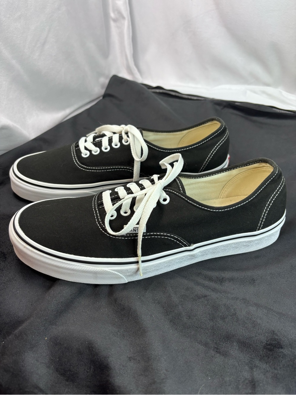 Vans Authentic Black/White Canvas Skate Shoes – Men’s Size 11 / Women’s 12.5 - Picture 8 of 9